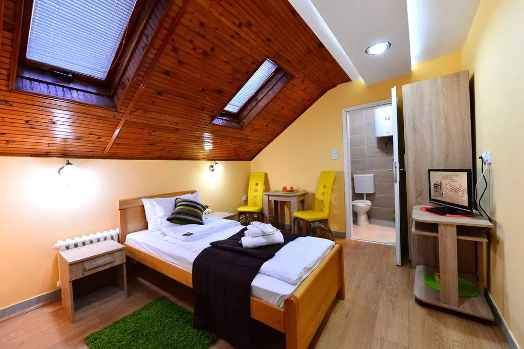 hotel_tal centar_novi_sad_shabavizparvaz_14.jpg